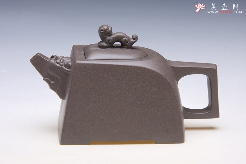 紫砂壶图片：卧虎 - 宜兴紫砂壶网