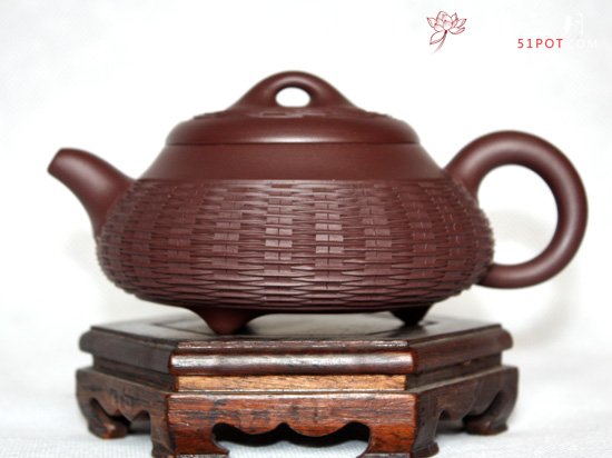 紫砂壶图片：紫茄泥  竹编三脚石瓢 - 宜兴紫砂壶网