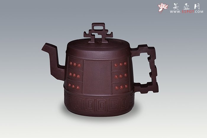 紫砂壶图片：乐由馨生壶获工艺美术大师精品博览会金奖 - 宜兴紫砂壶网