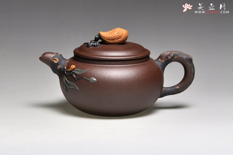 紫砂壶图片：《佛手》泥料：紫泥  容量：200cc - 宜兴紫砂壶网
