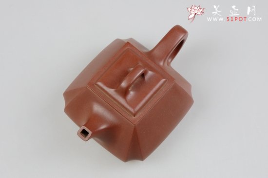 紫砂壶图片：四方抽角 - 宜兴紫砂壶网