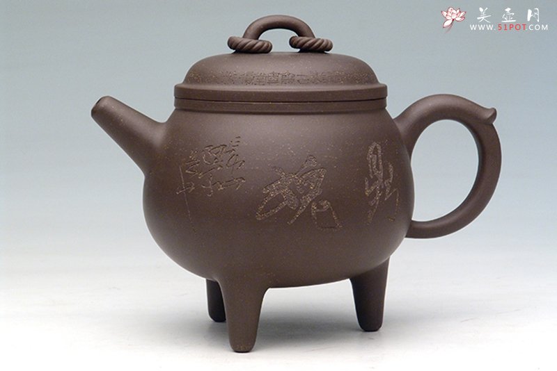 紫砂壶图片：串盖三足 - 宜兴紫砂壶网