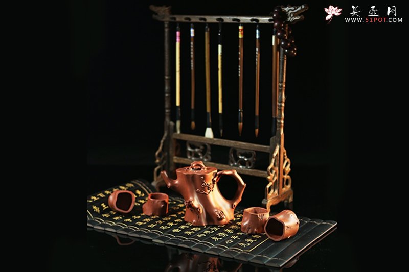 紫砂壶图片：傲骨梅庄底槽清320cc - 宜兴紫砂壶网