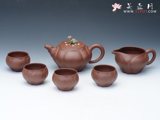 紫砂壶图片：青蛙莲子套壶 - 宜兴紫砂壶网