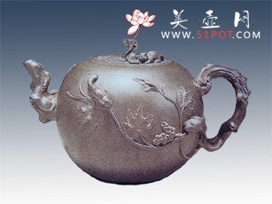紫砂壶图片：松鼠葡萄 - 宜兴紫砂壶网