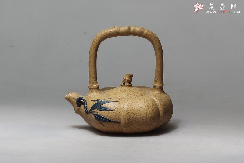 紫砂壶图片：罗汉提梁 - 宜兴紫砂壶网