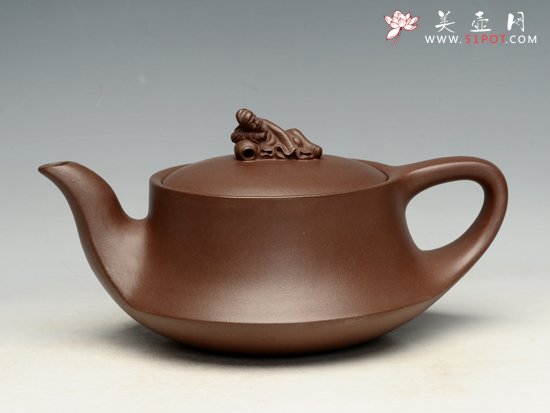 紫砂壶图片：曲壶  泥料：底槽清 - 宜兴紫砂壶网