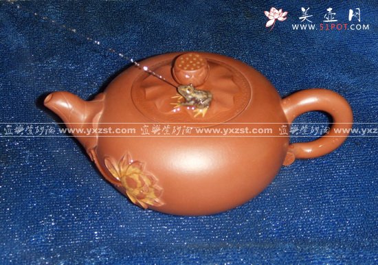 紫砂壶图片：喷水莲花 - 宜兴紫砂壶网