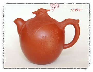 紫砂壶图片：鸳鸯对壶谭泉海铭 - 宜兴紫砂壶网