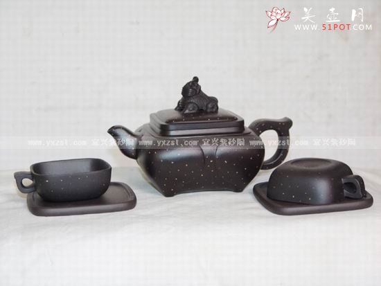 紫砂壶图片：麒麟套壶 - 宜兴紫砂壶网