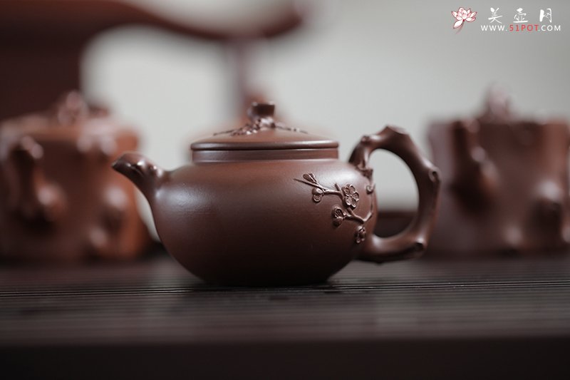 紫砂壶图片：寒香小壶（黄龙山原矿红皮龙） - 宜兴紫砂壶网