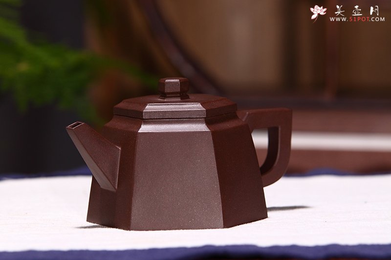 紫砂壶图片：六方壶 - 宜兴紫砂壶网