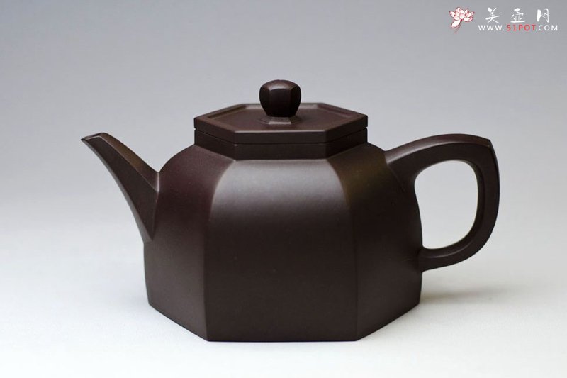 紫砂壶图片：老紫泥六方常乐 - 宜兴紫砂壶网