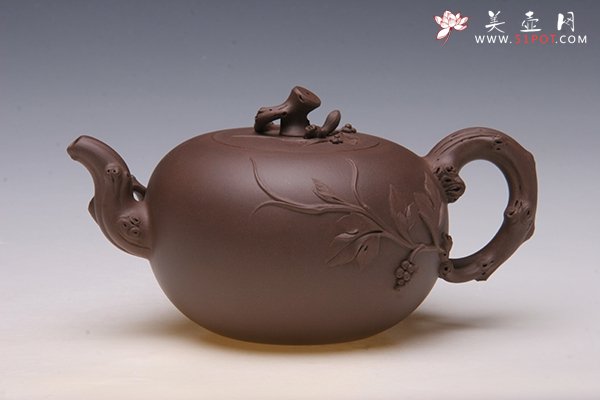 紫砂壶图片：松鼠葡萄 - 宜兴紫砂壶网