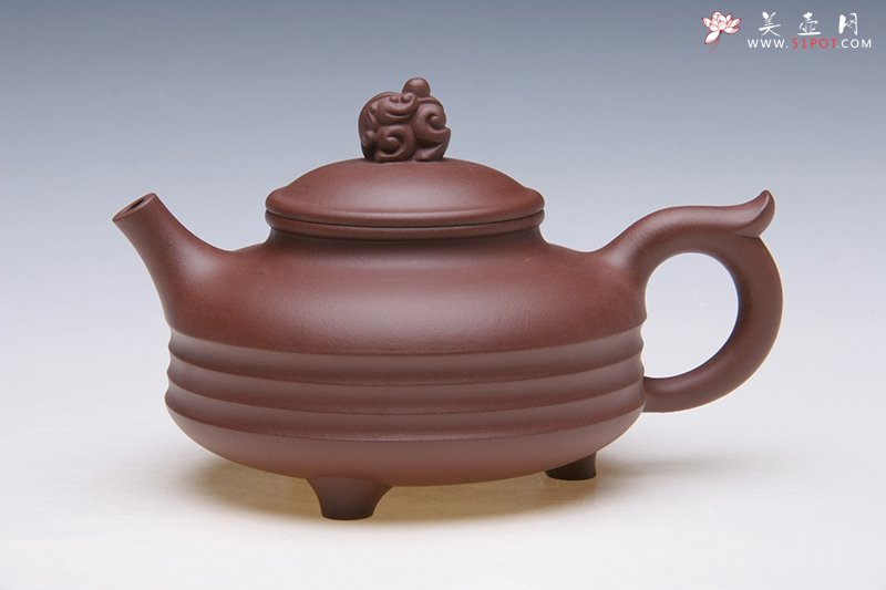紫砂壶图片：三足线韵壶 - 宜兴紫砂壶网