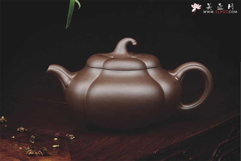 紫砂壶图片：海棠壶 - 宜兴紫砂壶网