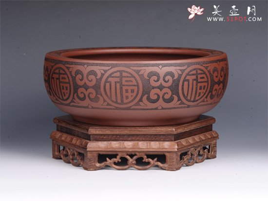 紫砂壶图片：陶刻水洗 - 宜兴紫砂壶网