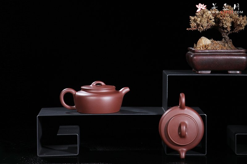 紫砂壶图片：过桥扁腹 - 宜兴紫砂壶网