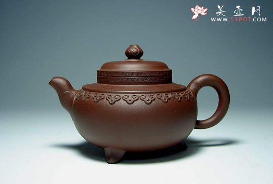 紫砂壶图片：三足云肩如意 - 宜兴紫砂壶网