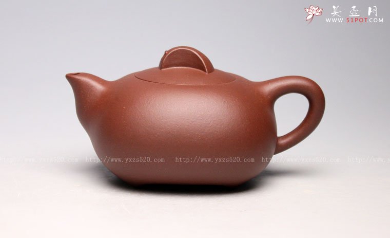 紫砂壶图片：《鱼乐》泥料：底槽清  容量200cc - 宜兴紫砂壶网