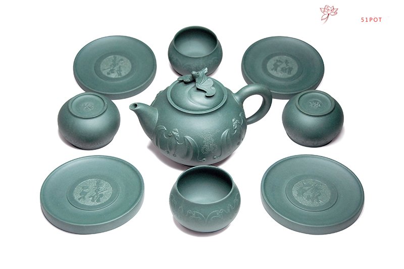 紫砂壶图片：五福拜寿（套）壶 - 宜兴紫砂壶网