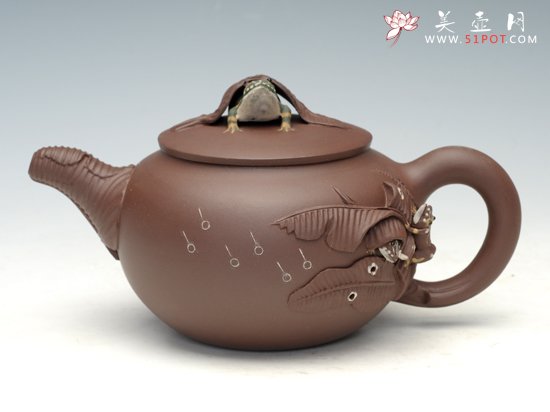紫砂壶图片：青蛙戏荷 - 宜兴紫砂壶网