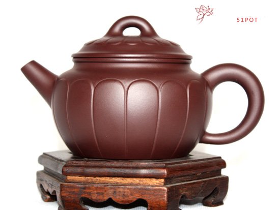 紫砂壶图片：紫茄泥  云菊壶 - 宜兴紫砂壶网