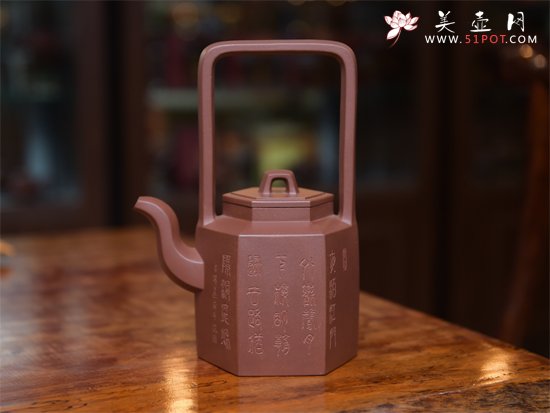 紫砂壶图片：六方提梁16000元 - 宜兴紫砂壶网