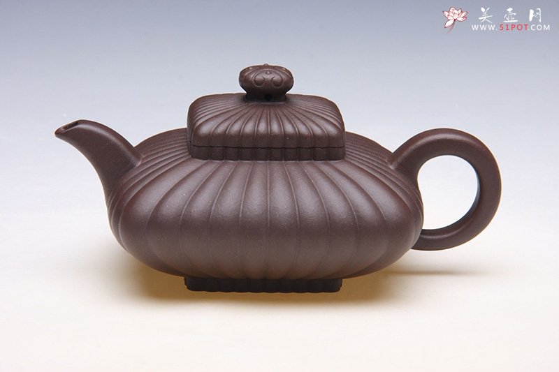 紫砂壶图片：四方筋纹如意 - 宜兴紫砂壶网
