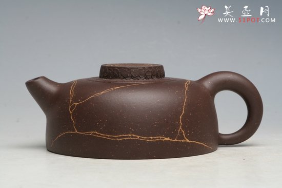 紫砂壶图片：古井移木 - 宜兴紫砂壶网