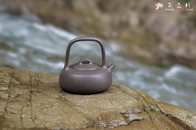 紫砂壶图片：慧泉提粱大品 - 宜兴紫砂壶网