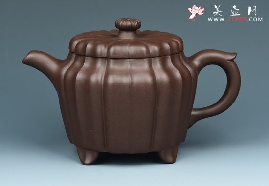 紫砂壶图片：三足筋纹 - 宜兴紫砂壶网