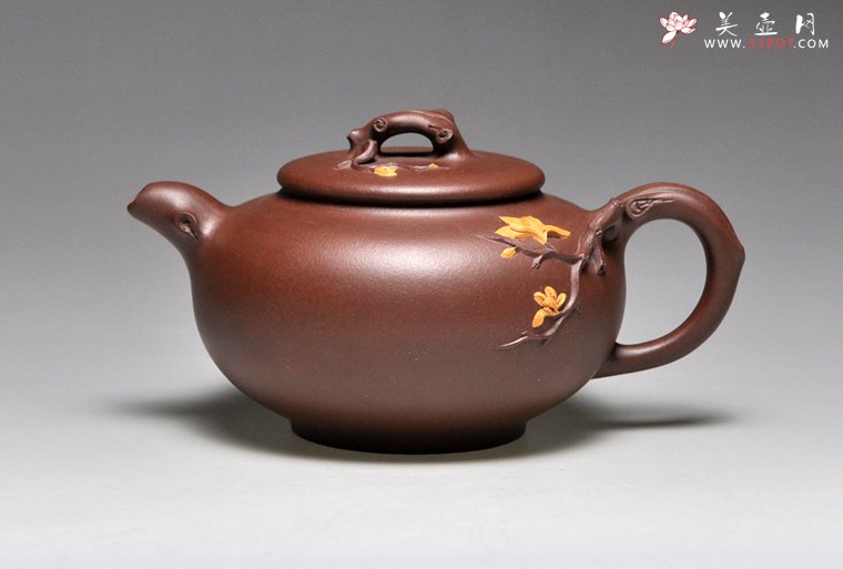 紫砂壶图片：《玉兰花》泥料：紫泥  容量：350cc - 宜兴紫砂壶网