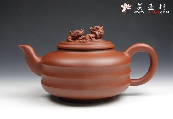 紫砂壶图片：【蝾螈壶】1200cc 黄龙山原矿极品底槽清 - 宜兴紫砂壶网