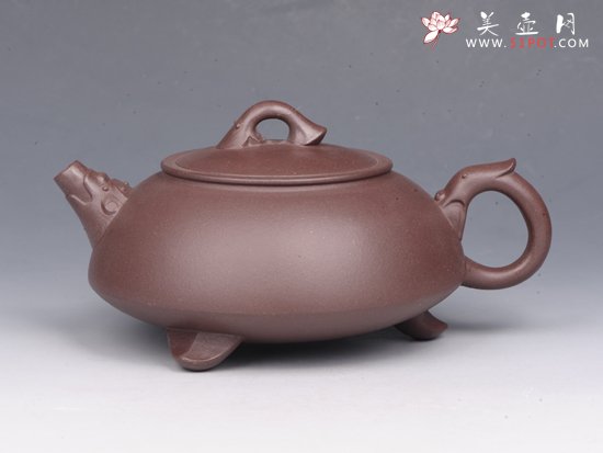 紫砂壶图片：三足祥龙 - 宜兴紫砂壶网