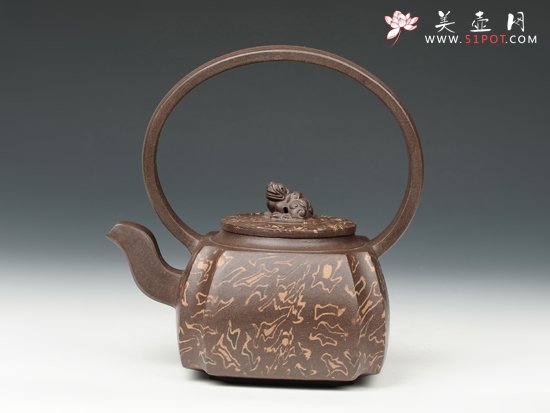 紫砂壶图片：抽角提梁 - 宜兴紫砂壶网