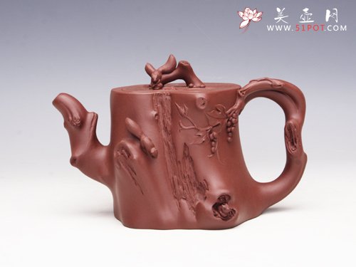 紫砂壶图片：松鼠梅桩壶（周鹏甲... - 宜兴紫砂壶网