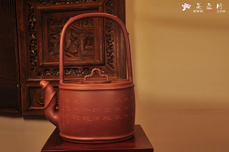 紫砂壶图片：圆竹提梁壶 - 宜兴紫砂壶网