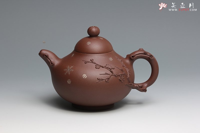 紫砂壶图片：瑞雪迎春之君华壶 - 宜兴紫砂壶网