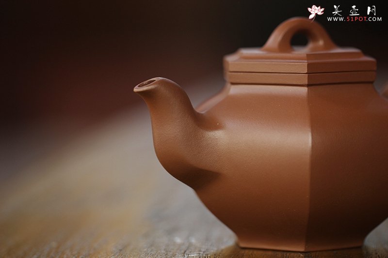 紫砂壶图片：雄霸天下 - 宜兴紫砂壶网