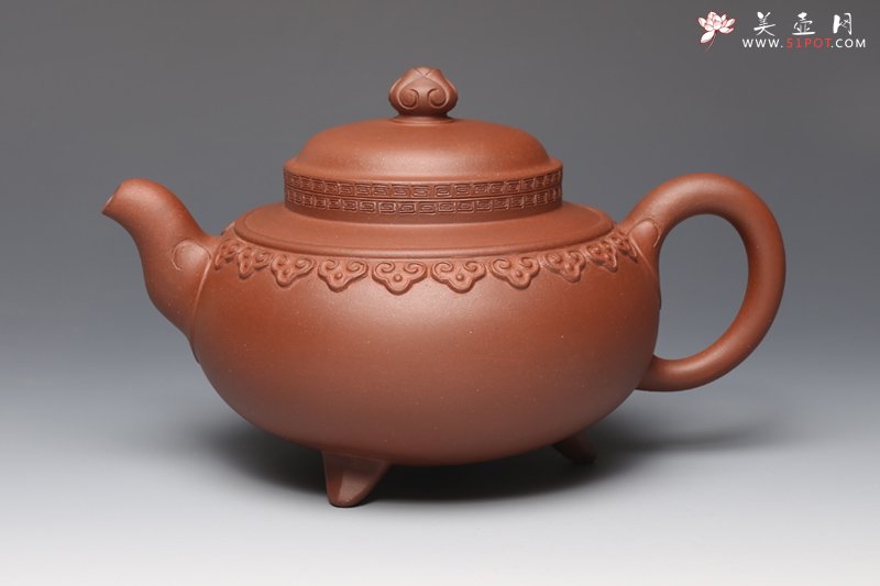 紫砂壶图片：云纹间三足鼎 - 宜兴紫砂壶网