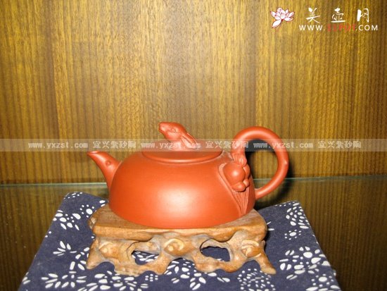 紫砂壶图片：玉兔 - 宜兴紫砂壶网