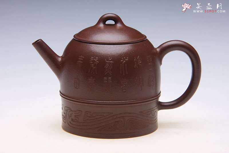 紫砂壶图片：泥绘古钟 - 宜兴紫砂壶网