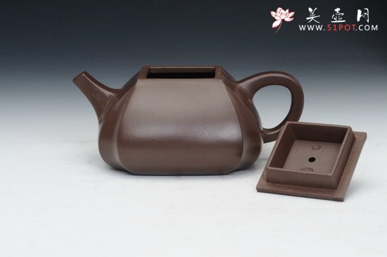 紫砂壶图片：四方抽角 (3) - 宜兴紫砂壶网
