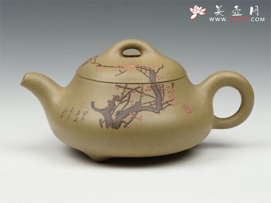 紫砂壶图片：三脚石瓢 - 宜兴紫砂壶网