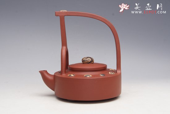 紫砂壶图片：雨花石提梁 - 宜兴紫砂壶网