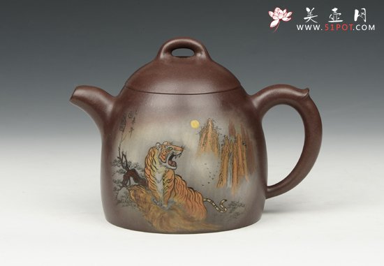 紫砂壶图片：泥绘老虎秦权壶 - 宜兴紫砂壶网