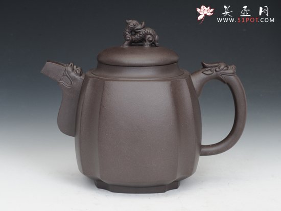 紫砂壶图片：龙狮壶 - 宜兴紫砂壶网