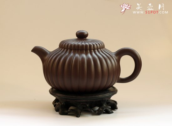 紫砂壶图片：菊瓣锦囊 - 宜兴紫砂壶网