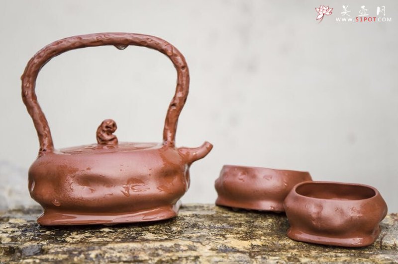 紫砂壶图片：山居秋暝之灵猴献瑞 - 宜兴紫砂壶网